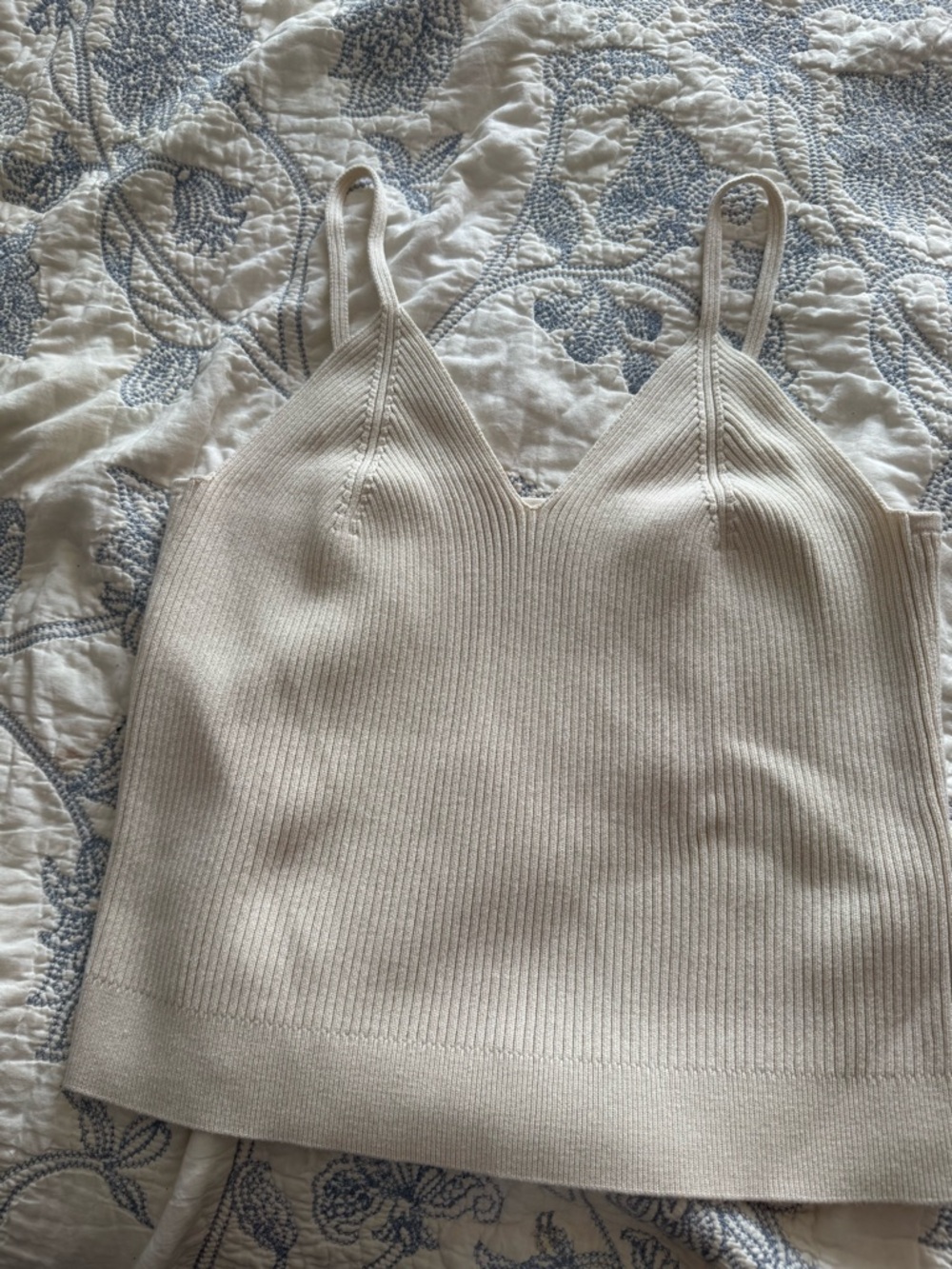 GAP Cream Ribbed V-Neck Cami - Picture 4 of 4